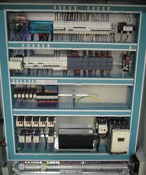 Armoire de distribution électrique à Tarbes
